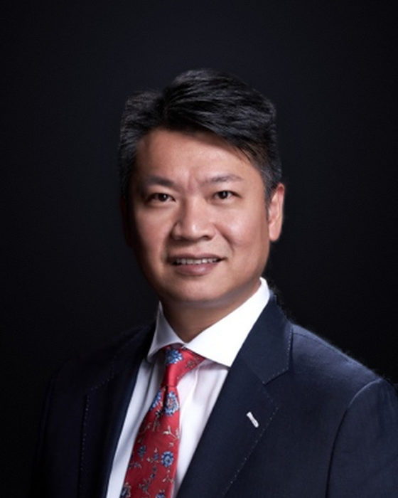 Portrait of Thompson Lui